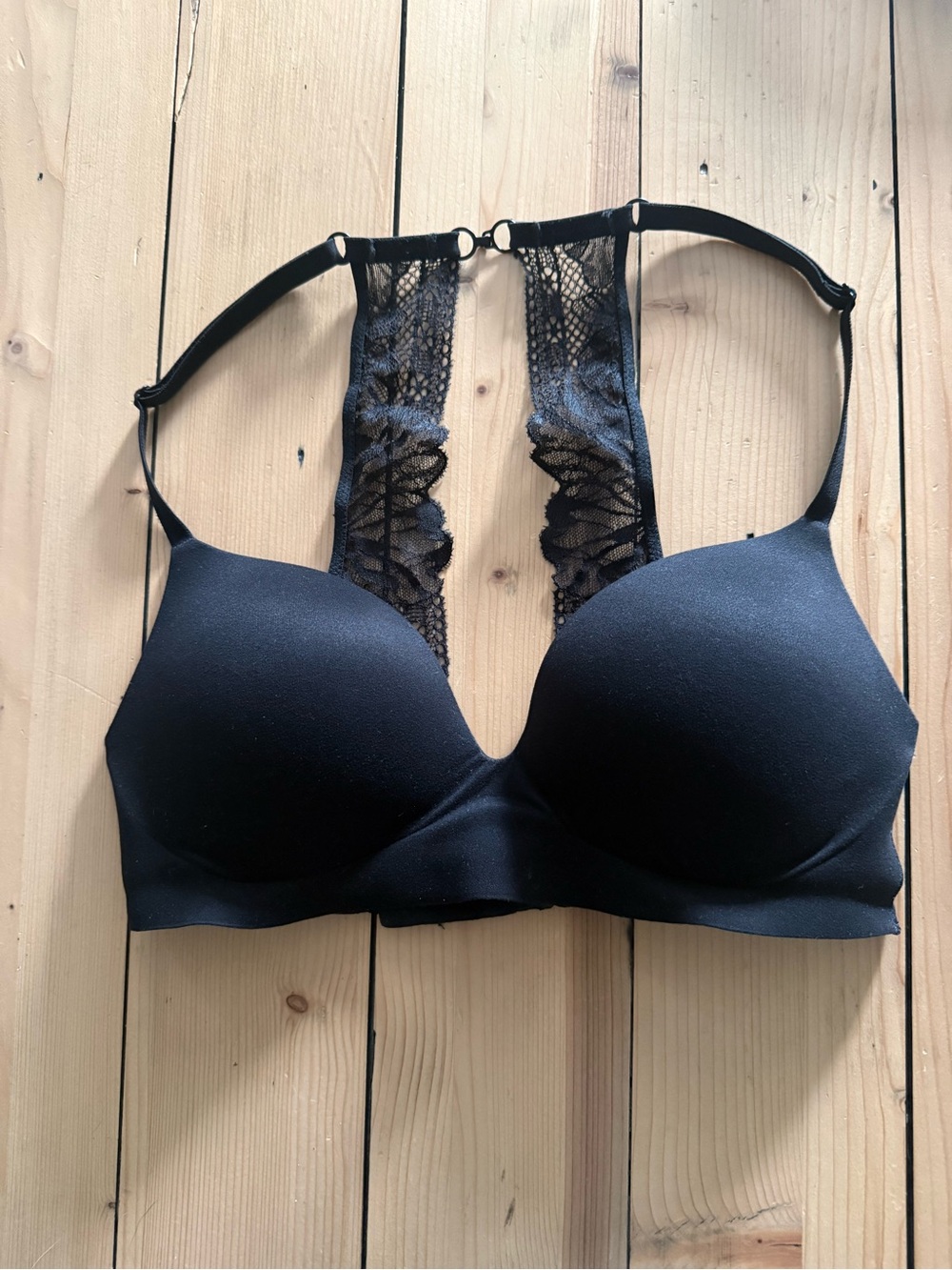 Victoria's Secret Black Lace Racerback push-up bra Size 32C